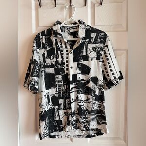 Zara men's black and white abstract print short-sleeved button-up shirt